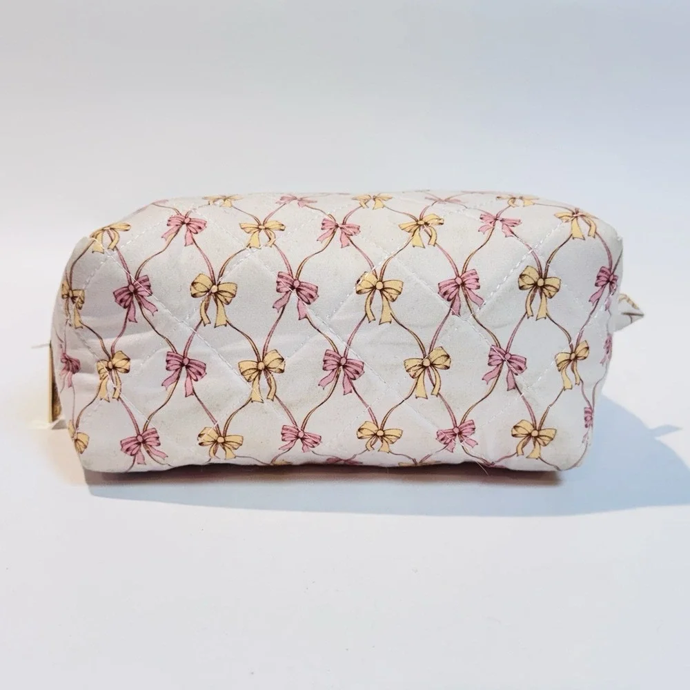 NWT The Vintage Cosmetic Co Lot of‎ 3 Makeup Bags Plastic & Quilted Pink Bows